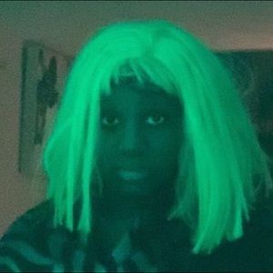 Meet your Posher, Valerie